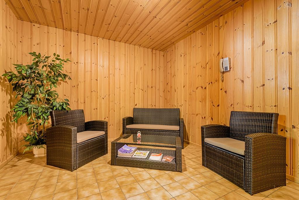 Haus Hubertus Lägenhet Galtür Exteriör bild